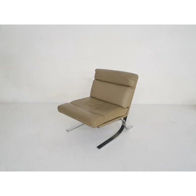 Paul Tuttle Leather and Chrome Lounge Chair in the style of Paul Tuttle for Strassle, 1960s For Sale - Image 4 of 11