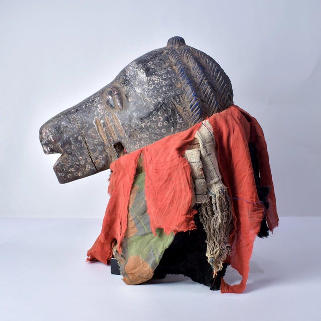 Dark Gray Early 20th Century Yoruba Egungan Mask with Fabric Nigeria For Sale - Image 8 of 17