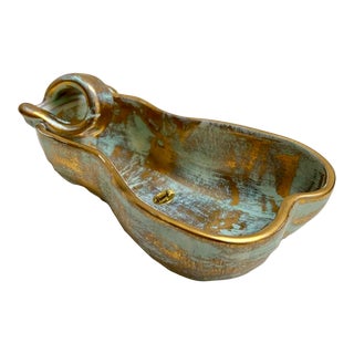 Vintage 1960s Mid-Century Modern Stangle Pottery Pear Bowl 22k Gold Original Sticker For Sale