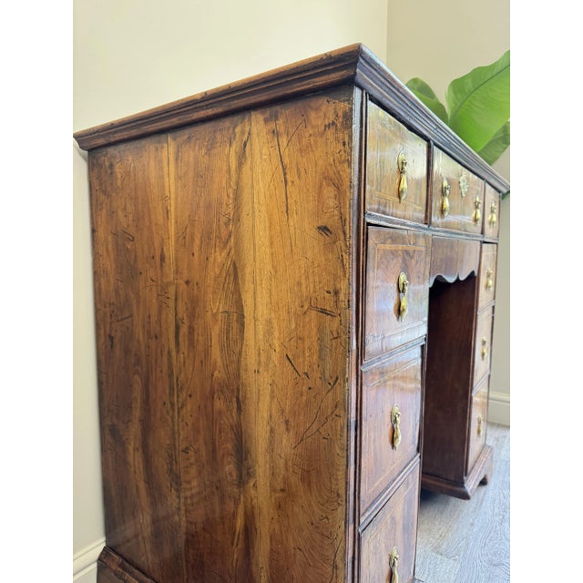 Antique Gerfian Walnut Kneehole Desk, 1730s For Sale - Image 5 of 18