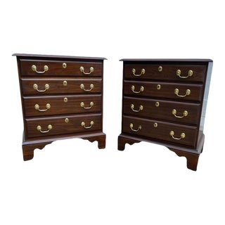 Mid 20th Century Harden Furniture Pair of Chippendale Style Cherry Nightstands For Sale