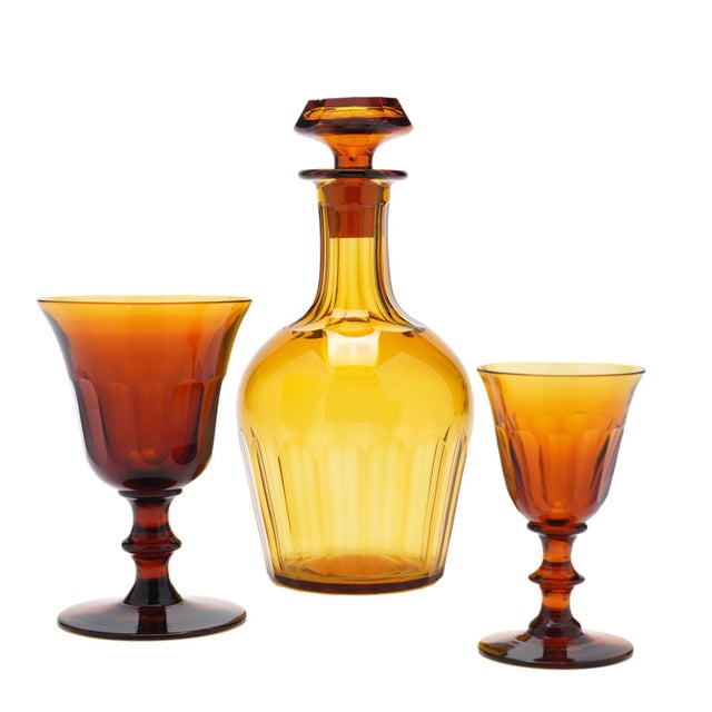 Early 19th Century Set of Amber Glass Stemware With Decanter Attributed to Phineas Dummer, C. 1830 For Sale - Image 5 of 12