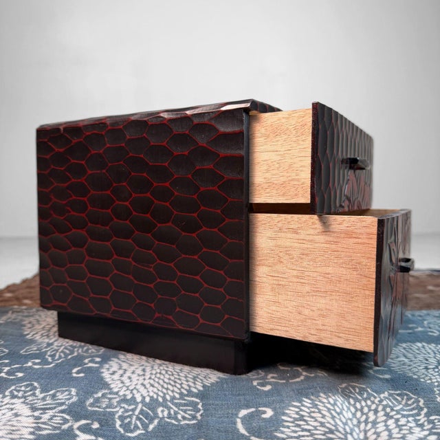 1970s Small Kamakura-Bori Haribako Peony Jewellery Chest, Japan, 1970s For Sale - Image 5 of 10