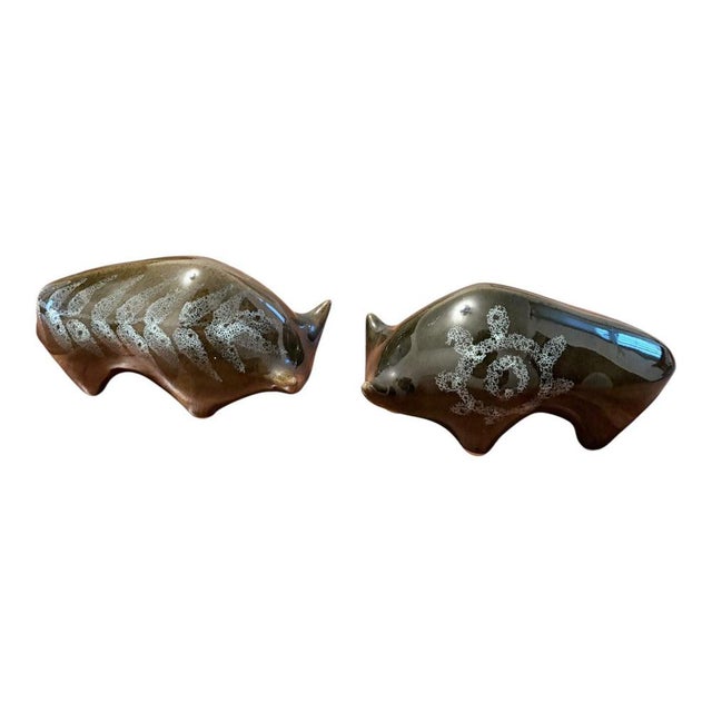 Studio Pottery Bulls by Elizabeth Skipworth, Set of 2 For Sale - Image 14 of 16