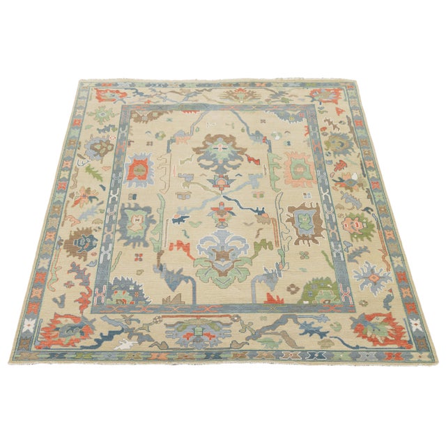2020s Modern Hand-Knotted Oushak Style Wool Area Rug in Pastel Palette and Soft Beige For Sale - Image 5 of 12