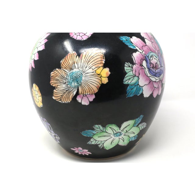 1970s Black Hand-Painted Ginger Jar With Flowers For Sale - Image 5 of 11