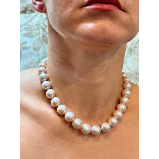 Gemstone 34 Round White Fresh Water Pearls Strand Necklace Set in Silver Clasp, 16 Inch For Sale - Image 7 of 18