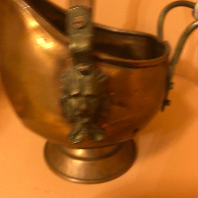 English Antique Early 20th Century Mini Copper Scuttle Delft Handle For Sale - Image 3 of 7