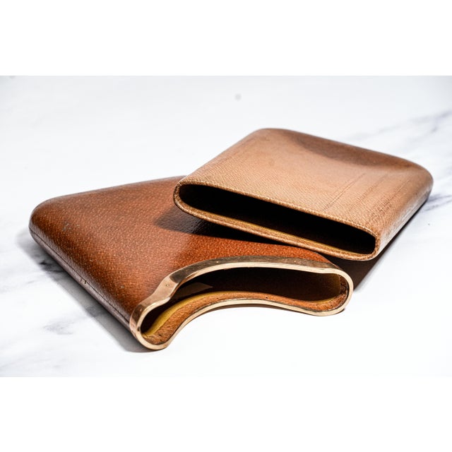 Superb Large Asprey & Co. Antique Art Deco Leather 9kt Gold Cigar Case Tobacciana For Sale - Image 10 of 16