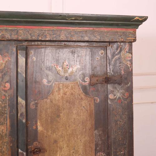 Austrian Marriage Cabinet in Pine For Sale - Image 3 of 12
