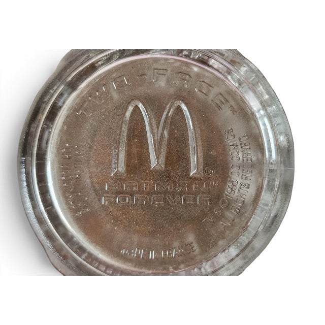 Vintage 1995 McDonalds Batman Forever Two-Face Raised Glass Handled Mug For Sale In New York - Image 6 of 8