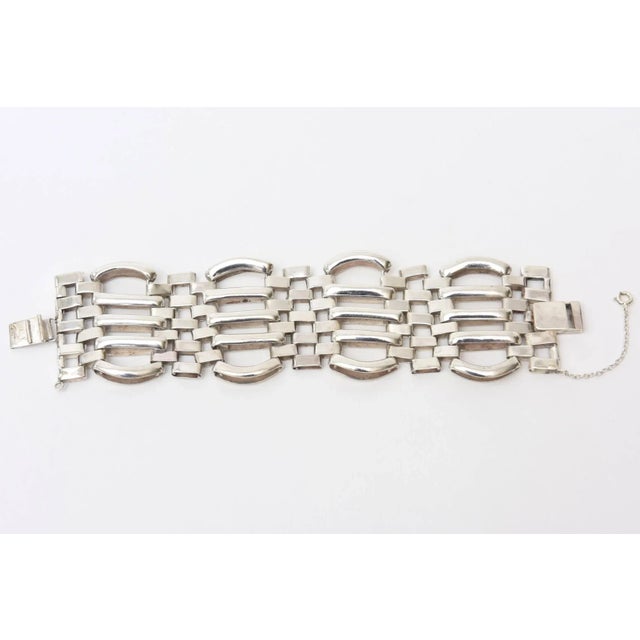 This is part of Chairish’s Costume Jewelry assortment. This wonderful vintage sterling silver cuff bracelet has great...