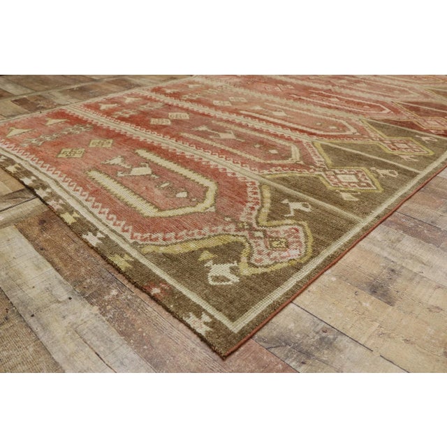 Vintage Turkish Oushak Saph Prayer Rug, 05'07 X 09'03 For Sale In Dallas - Image 6 of 11