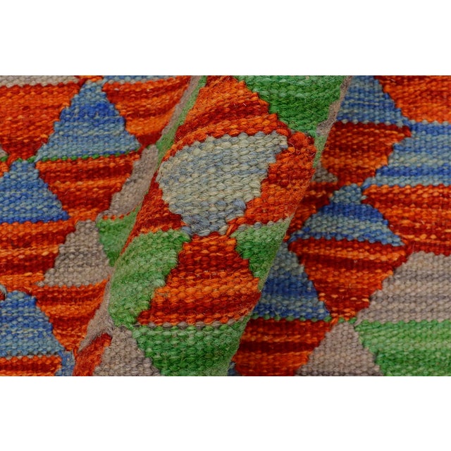 Southwestern Turkish Kilim Gray Beige Hand-Woven Wool Rug For Sale In New York - Image 6 of 9