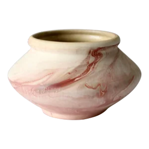 Vintage Ey-Noree Swirl Pottery Vase
