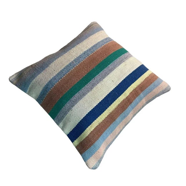 1970s Vintage Turkish Kilim Cushion Cover, 1970 For Sale - Image 5 of 10