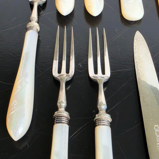 Antique Landers Frary & Clark Mother-of-Pearl Flatware Set, 31 Pieces For Sale - Image 12 of 13