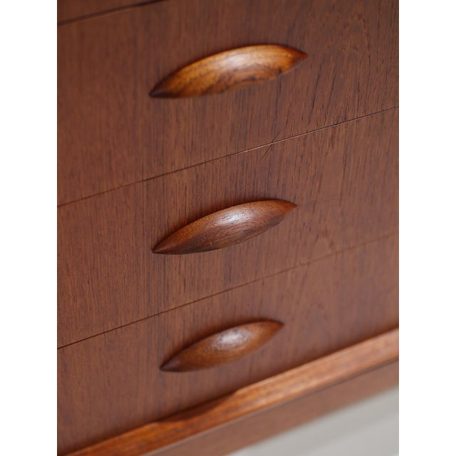 Model 314 Chest of Drawers in Teak by Johannes Sorth for Nexo Møbelfabrik, Denmark, 1960s For Sale - Image 15 of 16