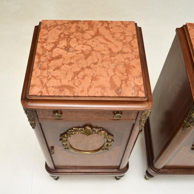 Metal French Inlaid Walnut Bedside Cabinets with Marble Tops, 1870s, Set of 2 For Sale - Image 7 of 15