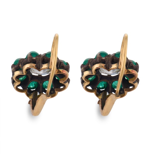 Late 19th Century Late 19th Century Pair of Victorian 1.40 Carat Diamond Cabochon Emerald Gold and Silver Cluster Earrings For Sale - Image 5 of 5