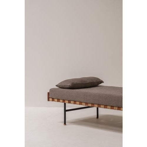 Daybed attributed to Edoardo Gellner, Italy, 1970s For Sale - Image 3 of 16