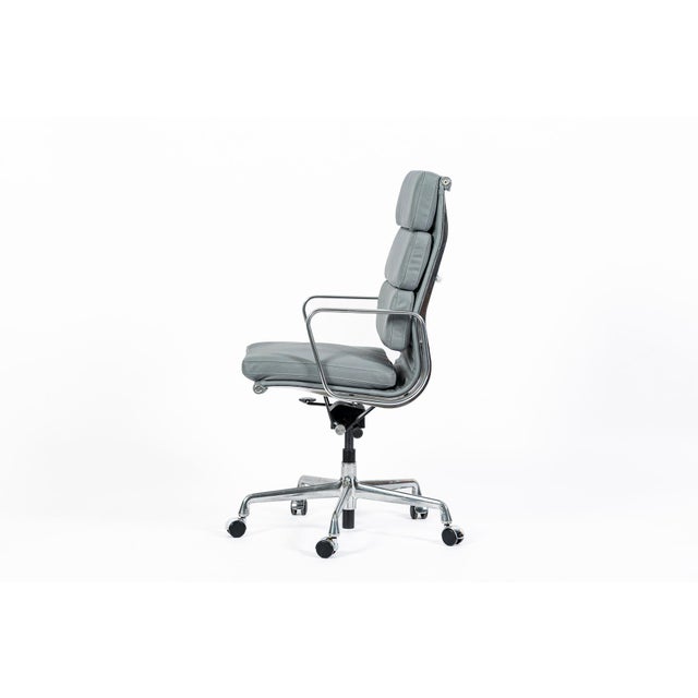 Herman Miller Herman Miller Eames Tall Gray Leather Office Chair Soft Pad For Sale - Image 4 of 13