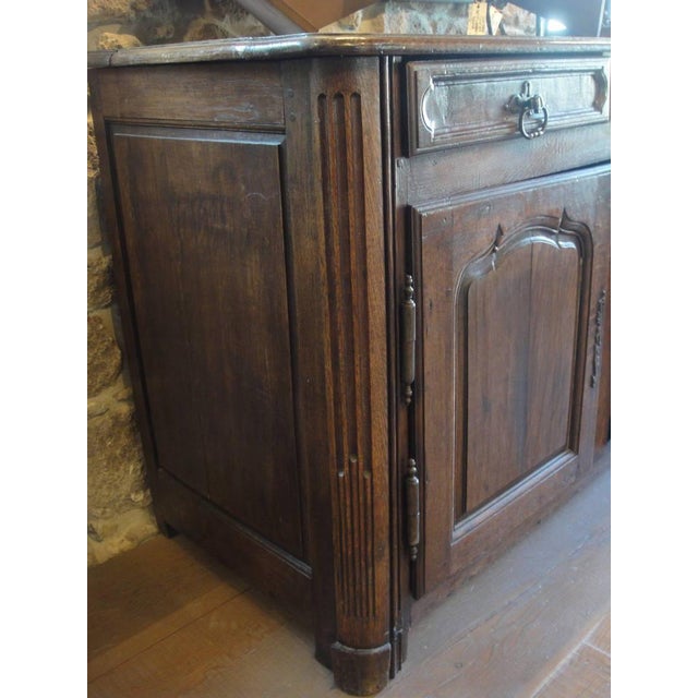 Traditional Late 17th Century Oak Buffet For Sale - Image 3 of 6