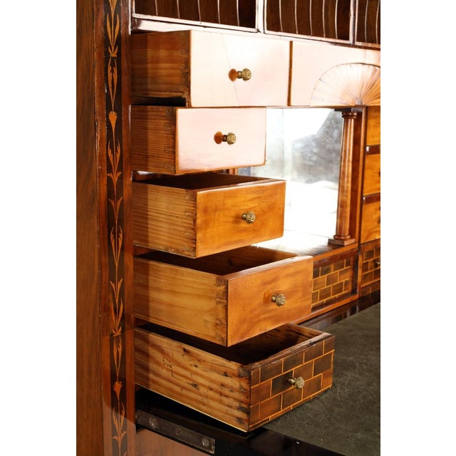 Classicist Secretary in Walnut, 1800s For Sale - Image 6 of 18