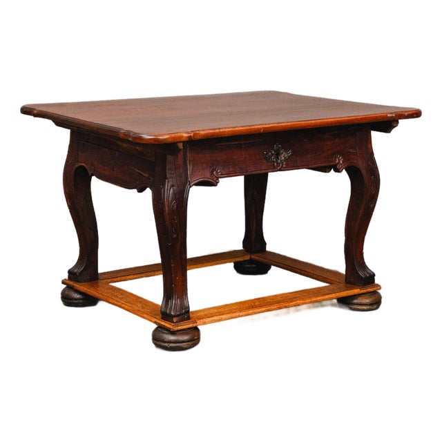 Large Baroque Table in Walnut, 1700s For Sale