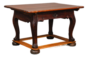 Large Baroque Table in Walnut, 1700s