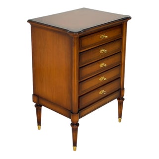 Vintage Chest of Drawers in Wood For Sale