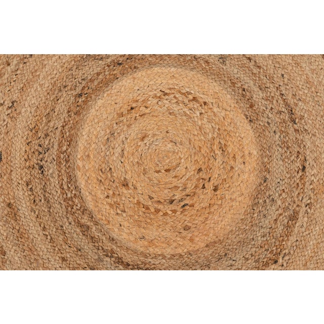 Boho Chic Light Pink Round Jute Scallop Rug - 4'x4' For Sale - Image 3 of 10