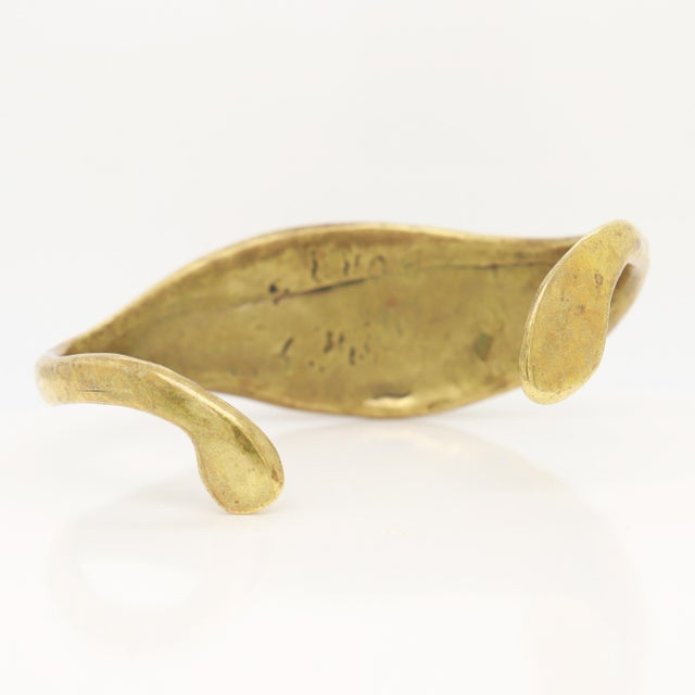 Metal Signed Mid-Century Stephen Burr Brutalist Cast Brass & Agate Cabochon Bracelet For Sale - Image 7 of 11