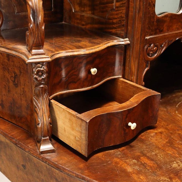 Louis Philippe Writing Desk in Walnut and Walnut Feather For Sale - Image 6 of 13