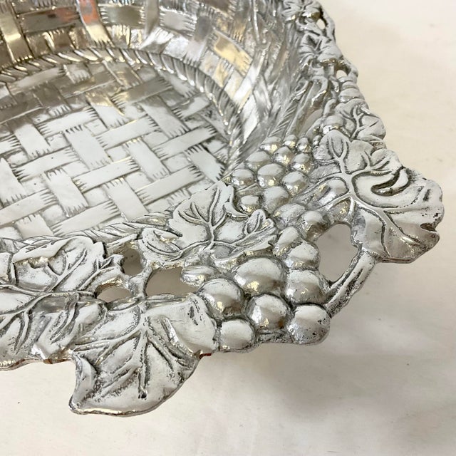 Metal 1998 Vintage Hollywood Regency Arthur Court Faux Wicker Basket Serving Bowl. For Sale - Image 7 of 12