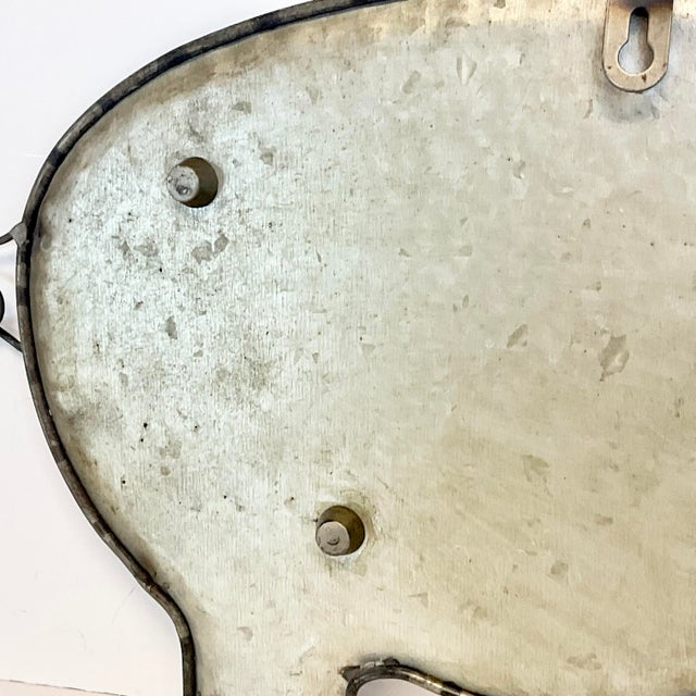 Slate Gray 1980s Vintage Farmhouse Arts & Crafts Boho Chic Pig Galvanized Tray. For Sale - Image 8 of 9