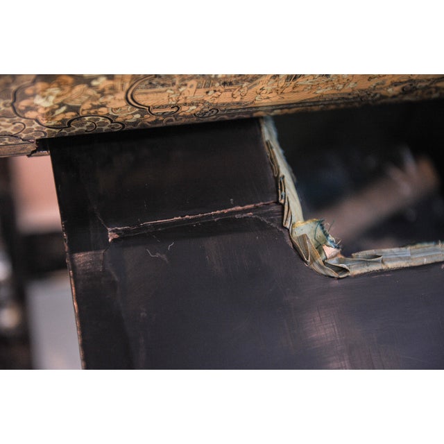 Regency Chinese Qing Chinoiserie Hand-Painted Lacquered Sewing Table For Sale - Image 12 of 14