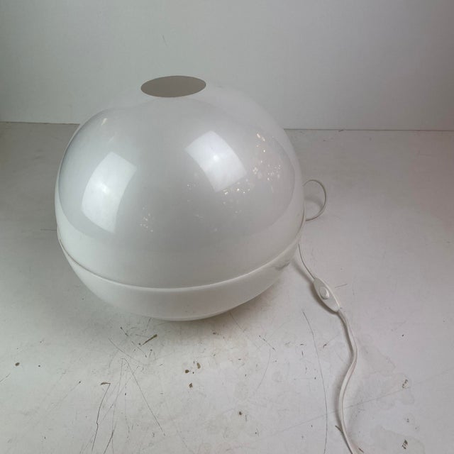 White Globe 4732, Space-Age Table Lamp by André Ricard for Metalarte, Spain, 1970s For Sale - Image 8 of 18