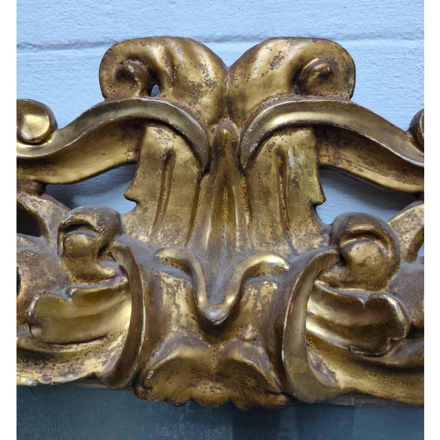 17th Century Wooden Mirror in Gold Leaf from a Noble Palace in Rome, 1680 For Sale - Image 4 of 13