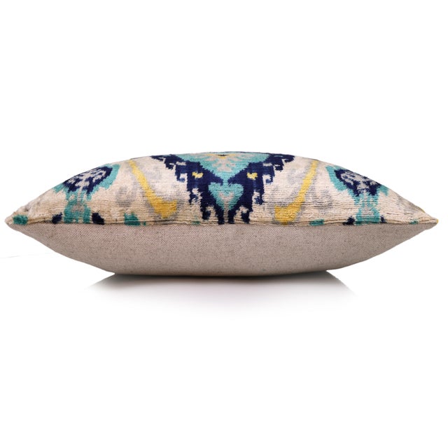 The Azure & Gold Medallion Silk Velvet Pillow - 20" X 20" For Sale - Image 4 of 8