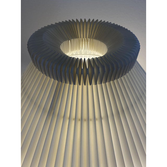 Sakura Table Lamp with Le Klint White Shade by Michael Bang for Holmegaard, Denmark, 1980s For Sale - Image 6 of 13