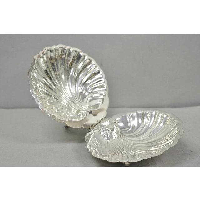 Vintage English Regency Silver Plated Clam Shell Table Butler Serving Dish For Sale - Image 10 of 17