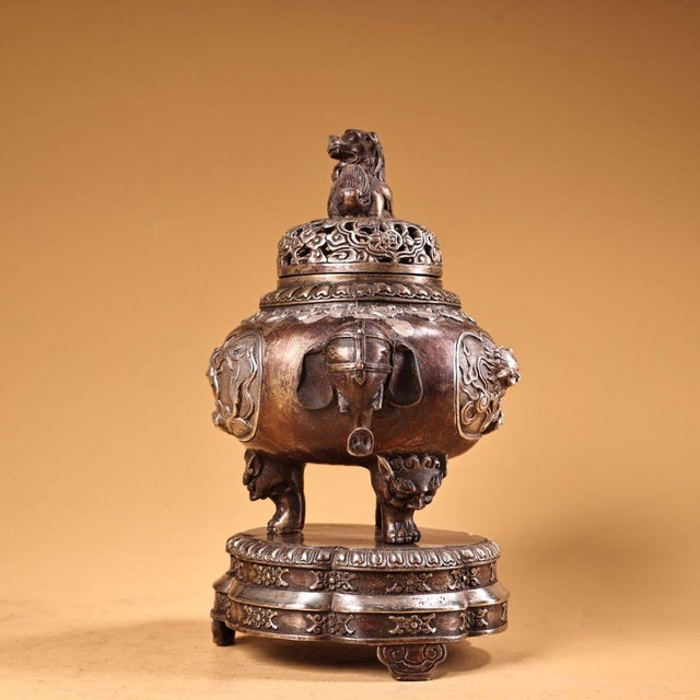 1980s Chinese Bronze Tripod Censer With Mythical Beast Lid, Temple Size For Sale - Image 5 of 9