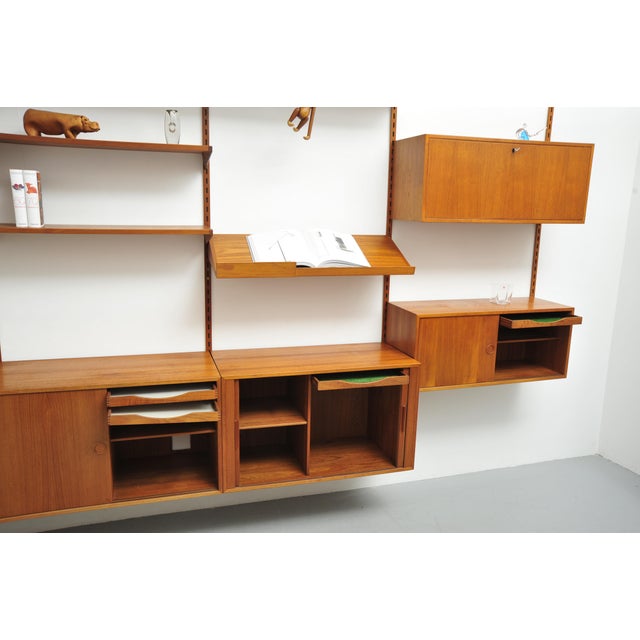 Danish Shelving System in Teak by Kai Kristiansen for Feldballes Møbelfabrik For Sale - Image 10 of 18