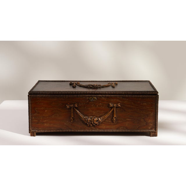 1900 - 1909 United Kingdom Victorian Chocolate Wood Box For Sale - Image 16 of 18