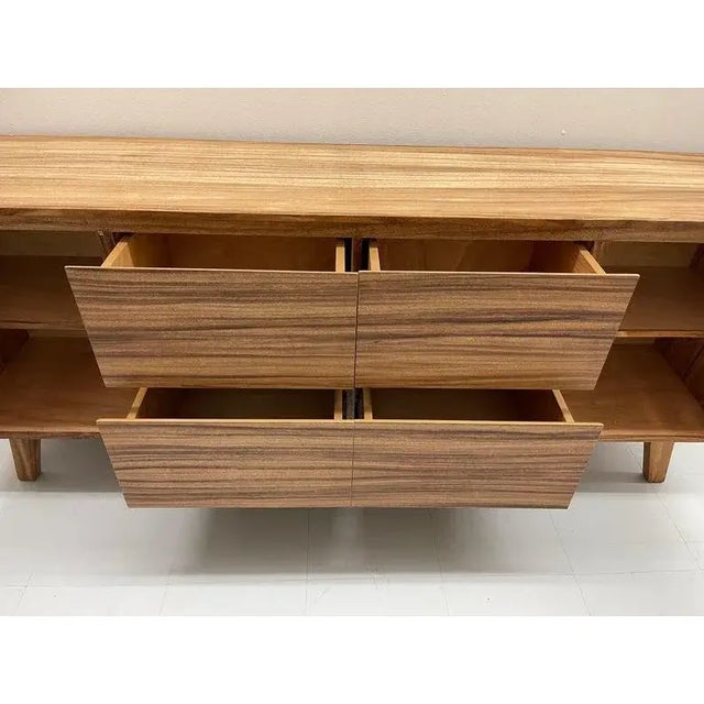 Mid Century Modern Solid Wood Credenza Mexico Import. For Sale - Image 4 of 6