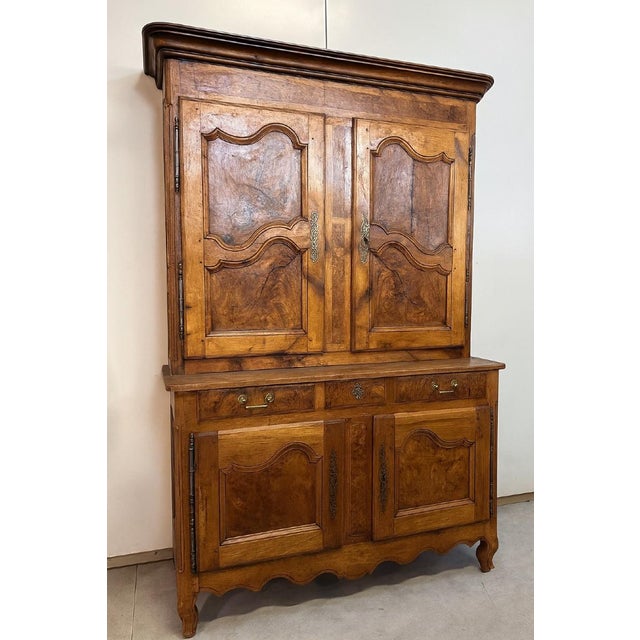 Bressan Louis XV in Walnut and Elm 2-Body Buffet For Sale - Image 6 of 7