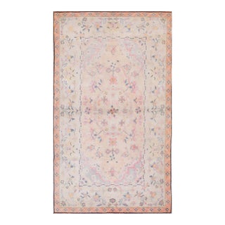 1930s Ivory Medallion Floral Antique Indian Agra Cotton Rug 4' 4" X 7' 3" Handknotted Carpet For Sale