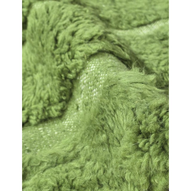Green Moroccan Rug – Handmade Contemporary Berber Wool Carpet This elegant handmade Moroccan rug features a soft green...
