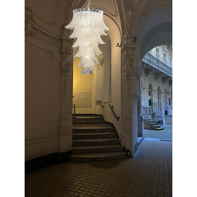 Beautiful and huge Italian Murano chandelier composed of 83 splendid clear glasses that give a very elegant look. The...